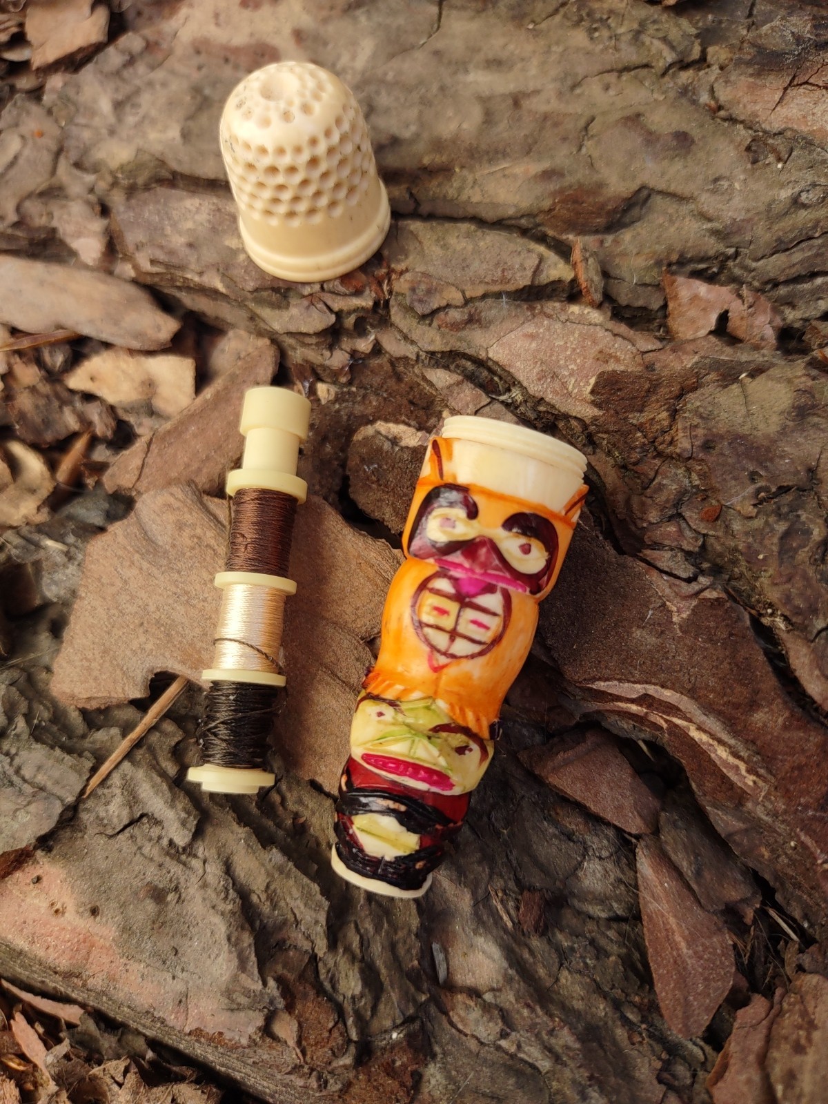 Totem Pole Northwest Coast Salish Antique Native American Carving Sew Kit 1920