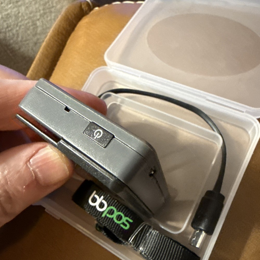 BBPOS Chipper 2X BT Mobile Card Reader Black CHB22 Bluetooth POS with Case+