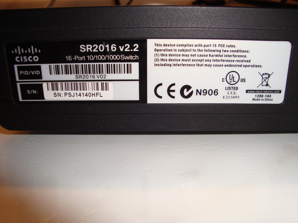 Cisco SR2016 V2.2 16-Port Unmanaged Rack-Mount Ethernet Switch