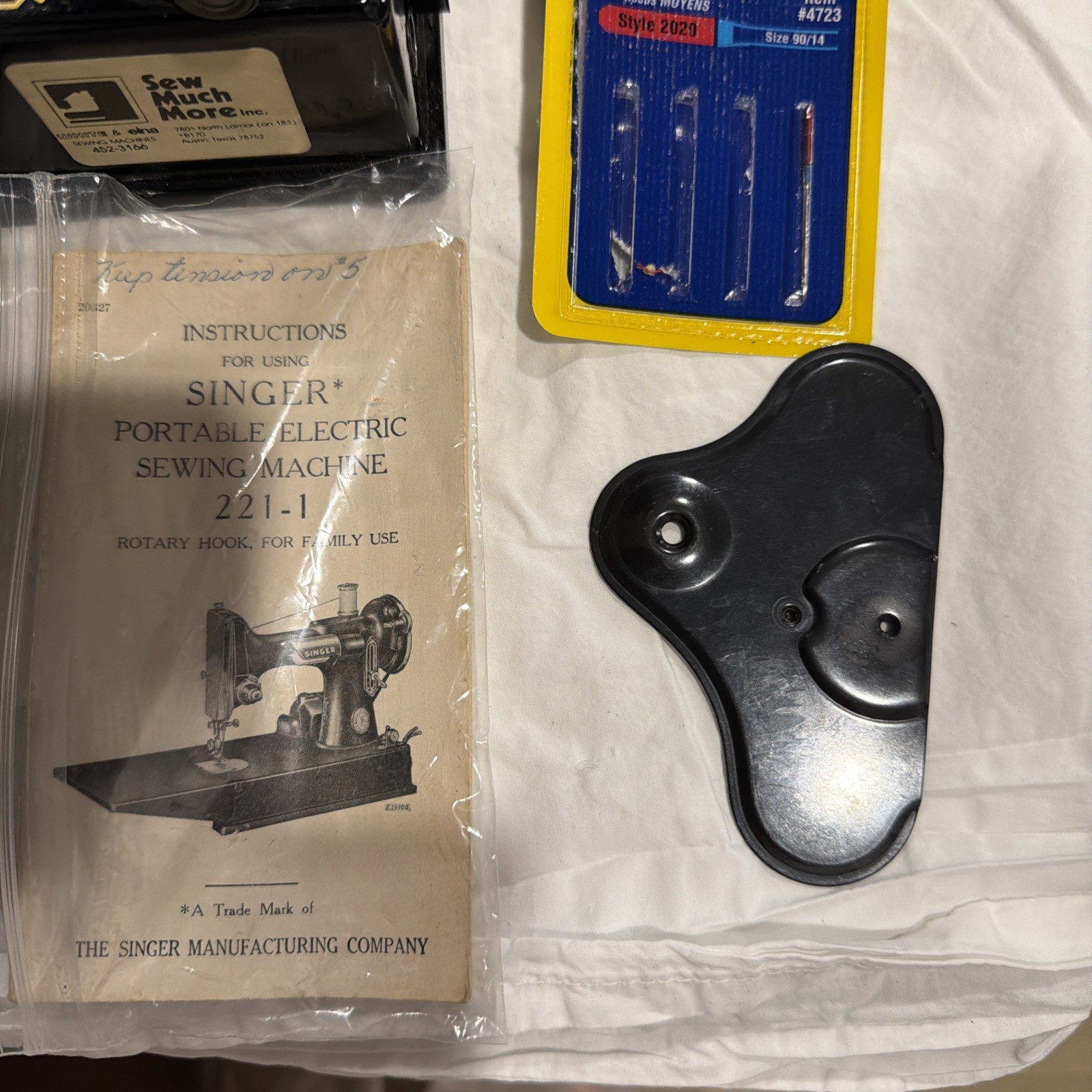 Vintage Singer Featherweight 221-1 Sewing Machine w/ Case, Pedal & Accessories