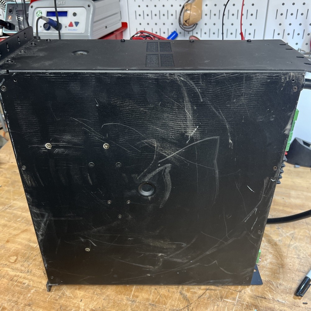 Crest Audio CKi 1600S Professional Installation Amplifier