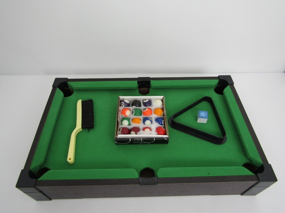 Pool table Snooker Indoor Game Compact Mini Portable Tabletop Play set