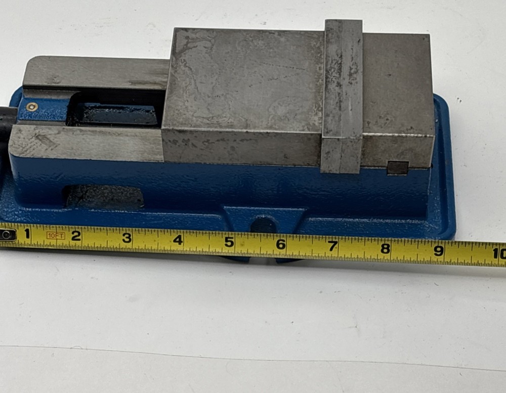 Precision Machine Vise W/Solid 3-3/8" Jaws 3" Opening Unbranded