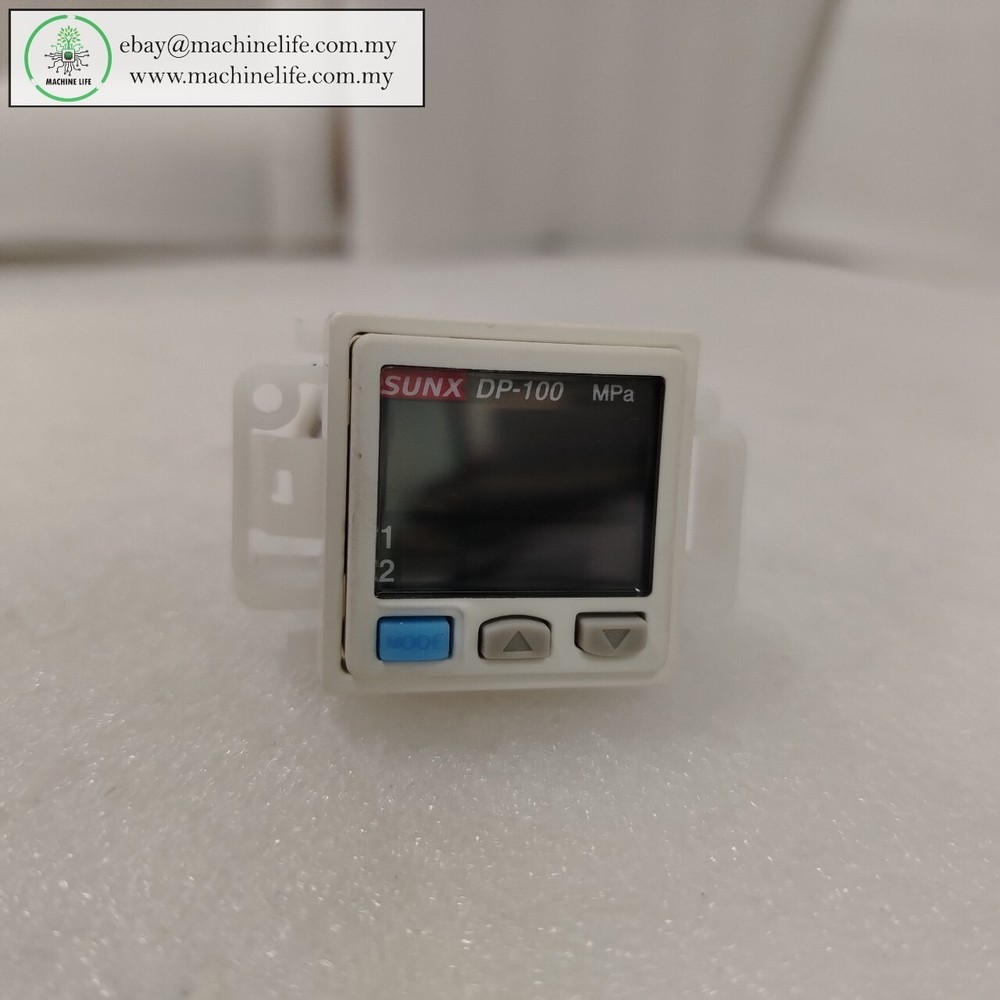 Sunx DP-100 Digital Pressure Vacuum Sensor