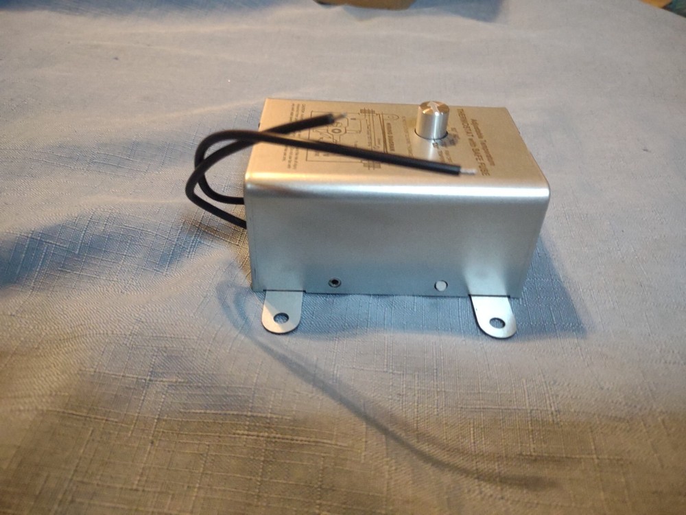 Adjustable Temperature Thermostat W/ Fuse Replaceable New FS