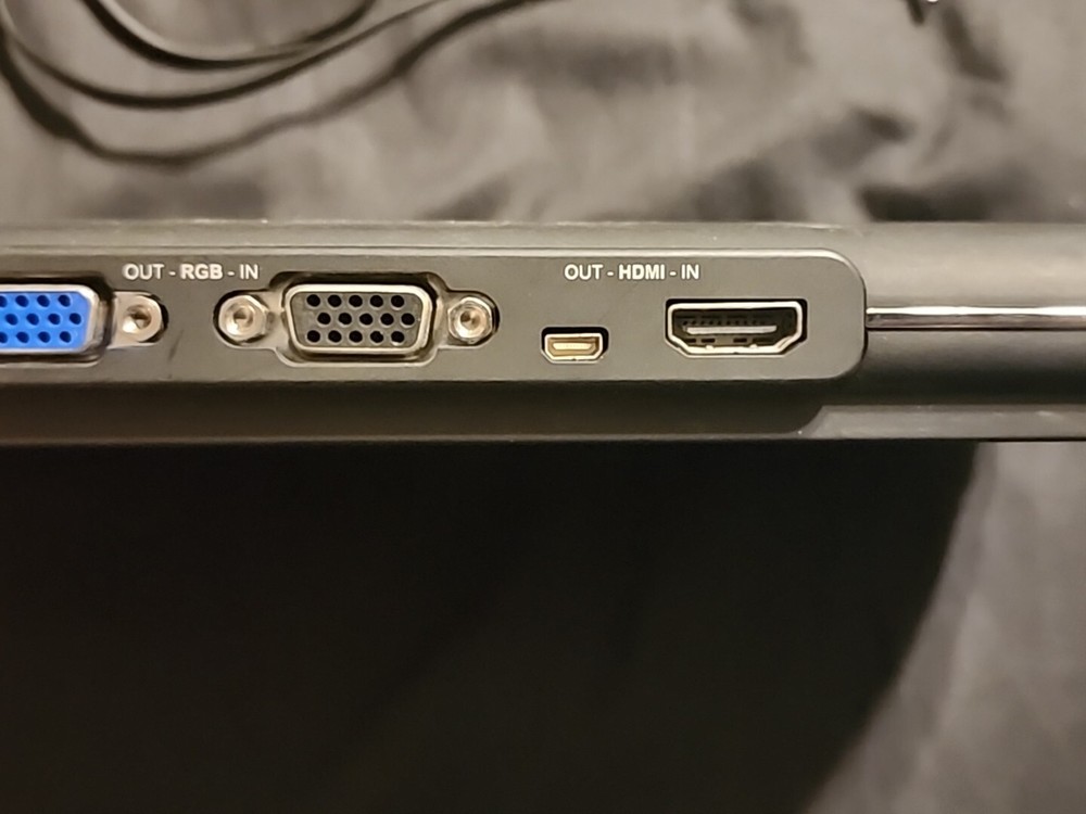 Elmo MO-1 Portable Visual Preseter Document Camera - No USB Connection