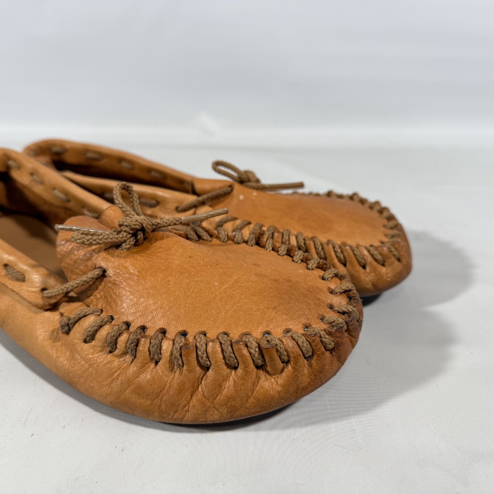 Vtg Moccasins Shoes Unisex All Leather Soft Lightweight Handmade Minimal W8 M6