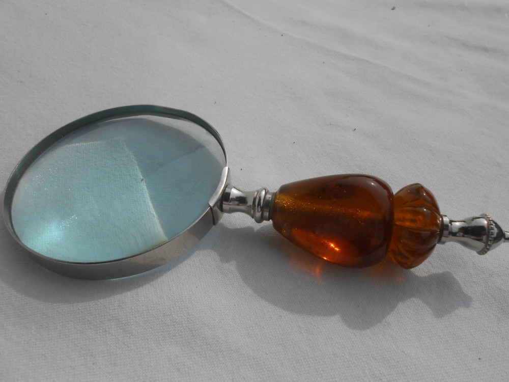 Vintage Magnifying Glass Victorian Amber Three Sided Handle Library Desktop