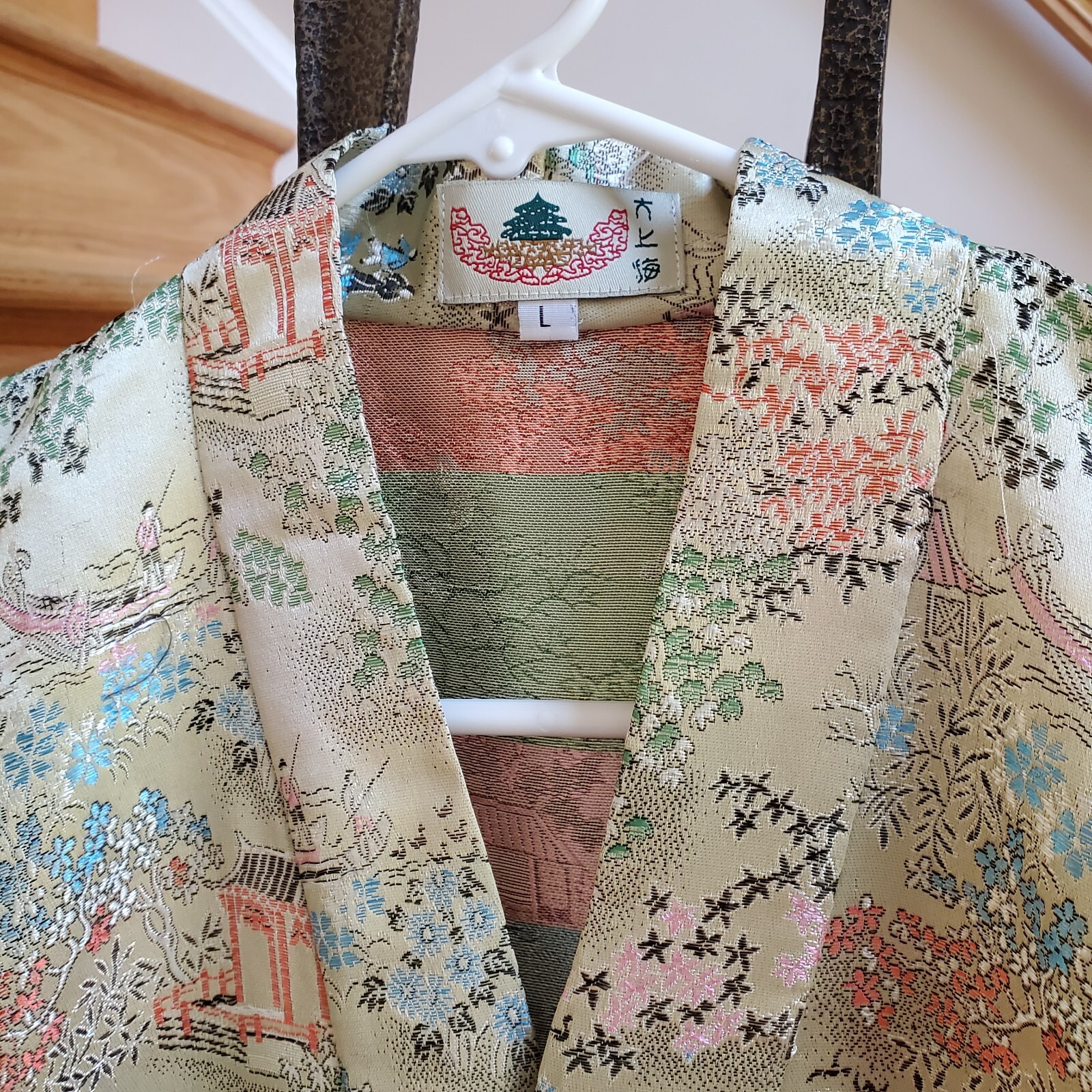 Greater Shanghai Hi-Low Kimono House Dress Vintage V-Neck Gold Brocade Size L