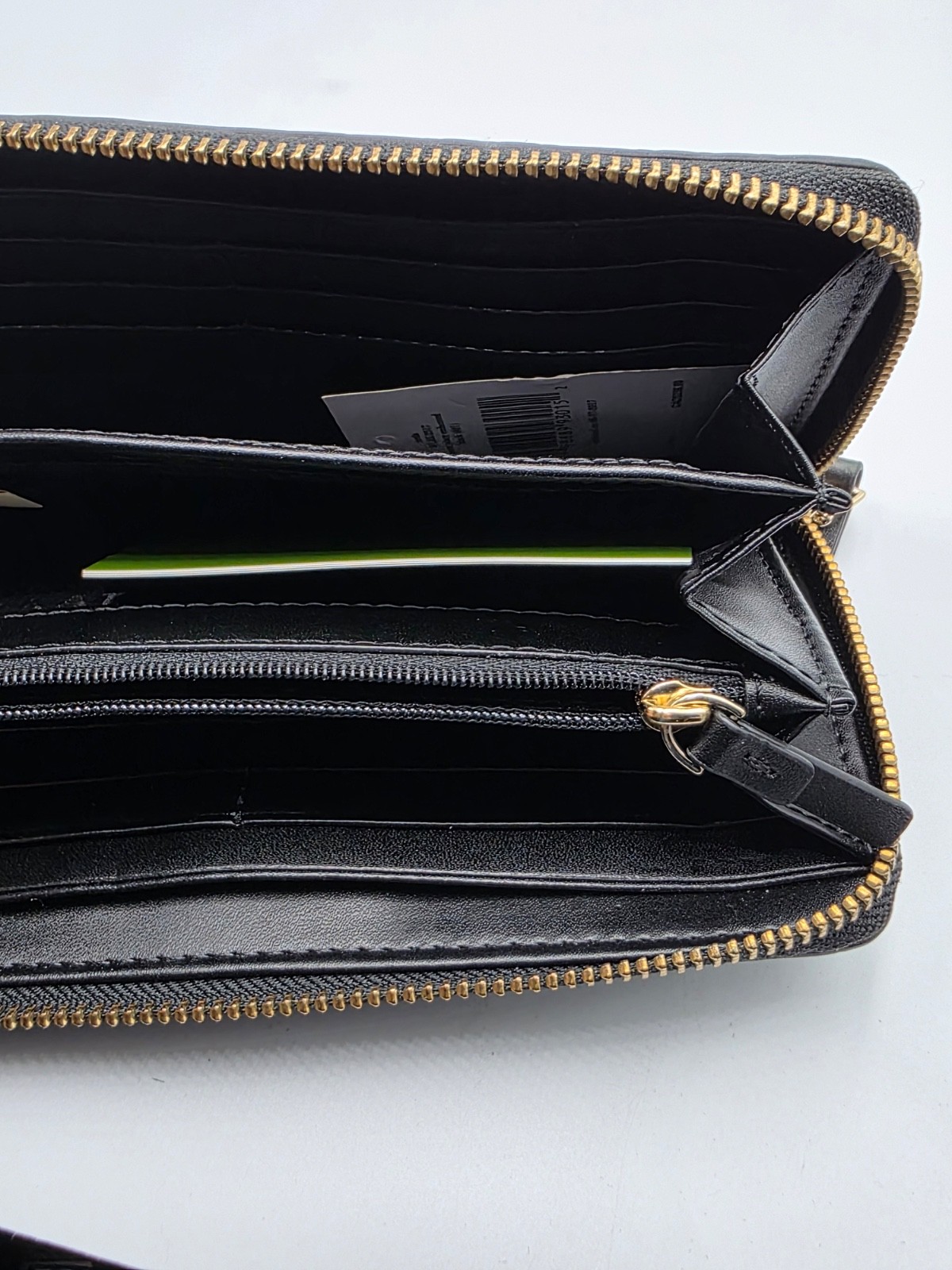 Kate Spade New York Wallet Black Women's Brand New WLRU2517 MSRP $189.00