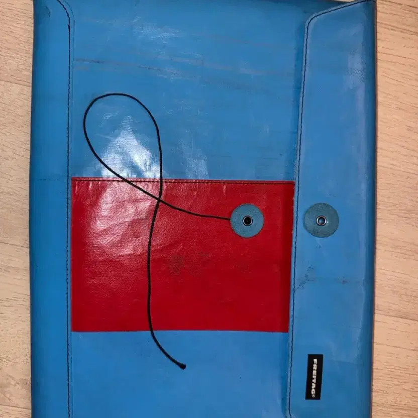 Freitag 15-Inch Laptop Pouch Official