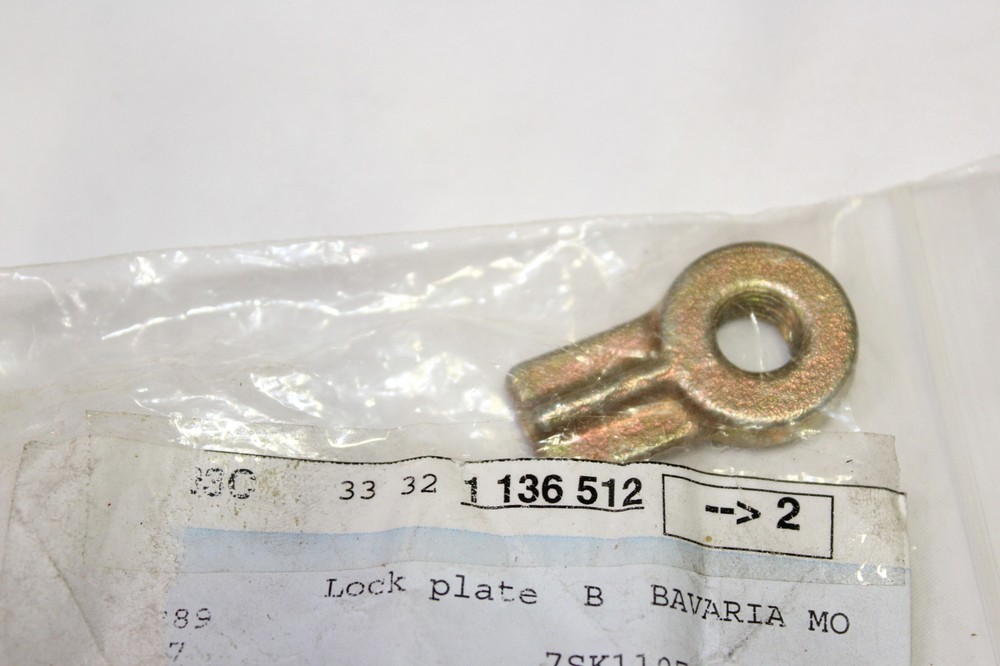 Lock plate for BMW E-36 E-46 E-93 E-83 Z4 E-85