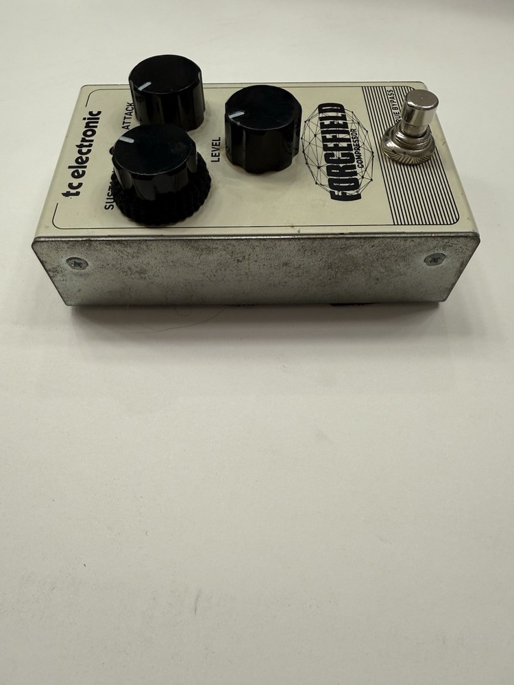 TC Electronic Forcefield Compressor Sustainer True Bypass Guitar Effect Pedal