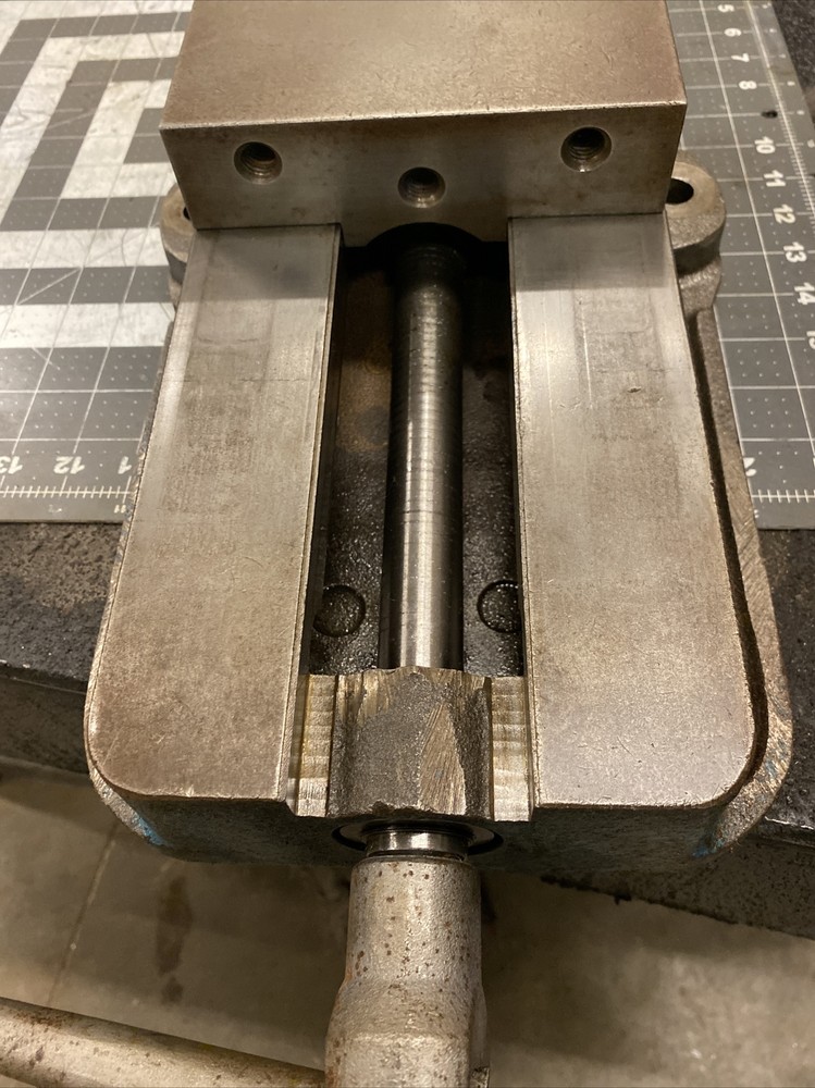 Kurt D675 Precision Machine Vise, 6” jaws, (dd6