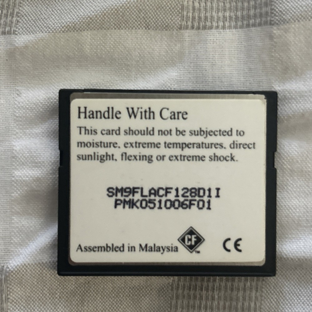 ADDONICS USB CARD READER/WRiter MODEL AESDDNUU2 with flash card