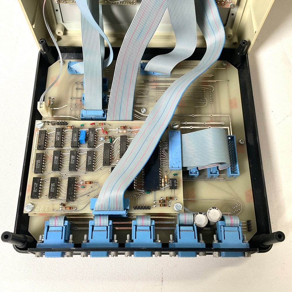 Newport NRC 850M Motion Controller 3-Axis Linear Actuator Driver Mainframe Unit