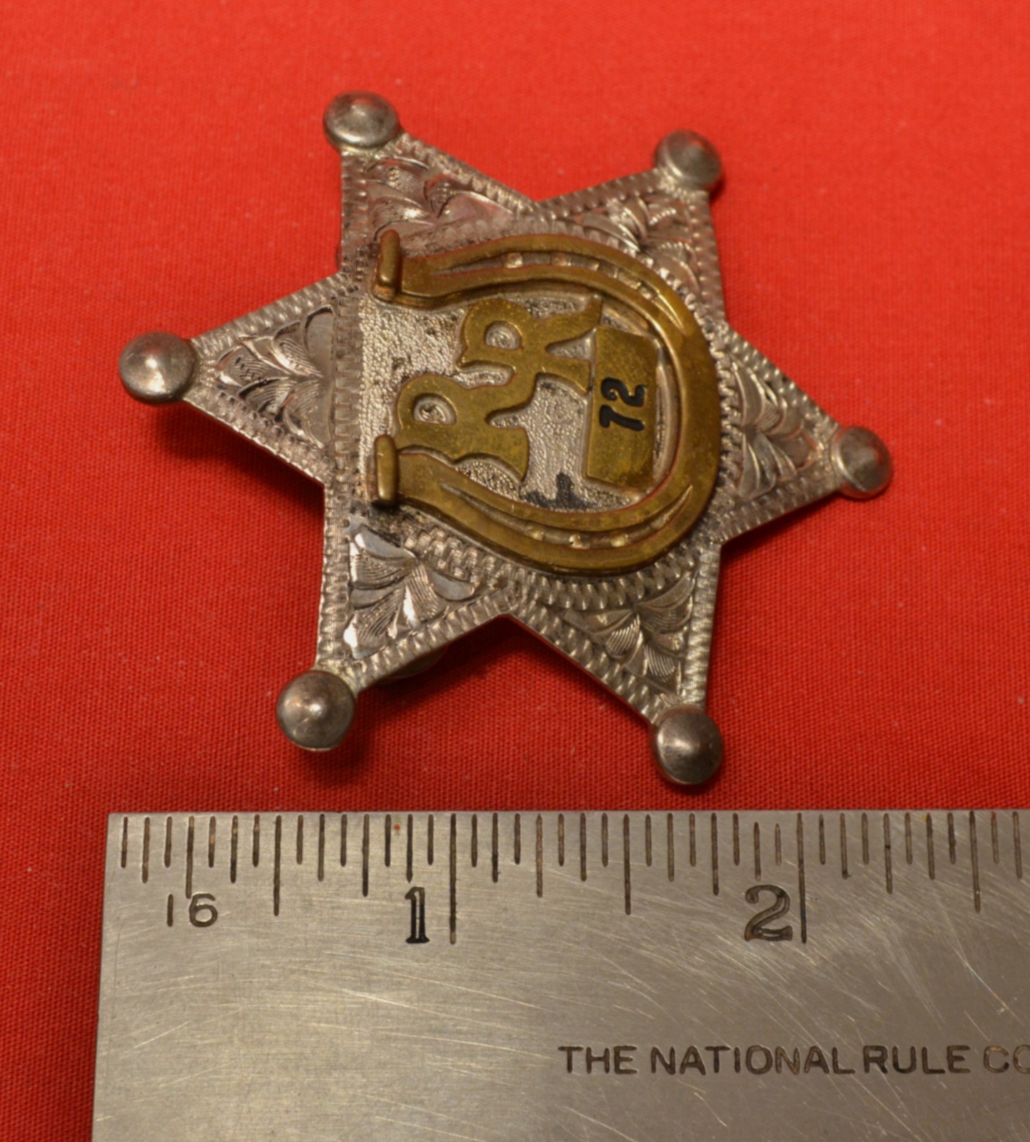 ROY ROGERS DOUBLE R BAR REGULATORS SASS CLUB BADGE #72 CIRCA 1999