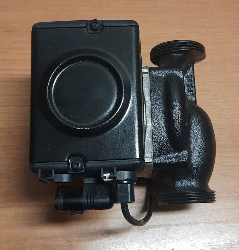 Grundfos UPM2 25-70 130 MCA Pump