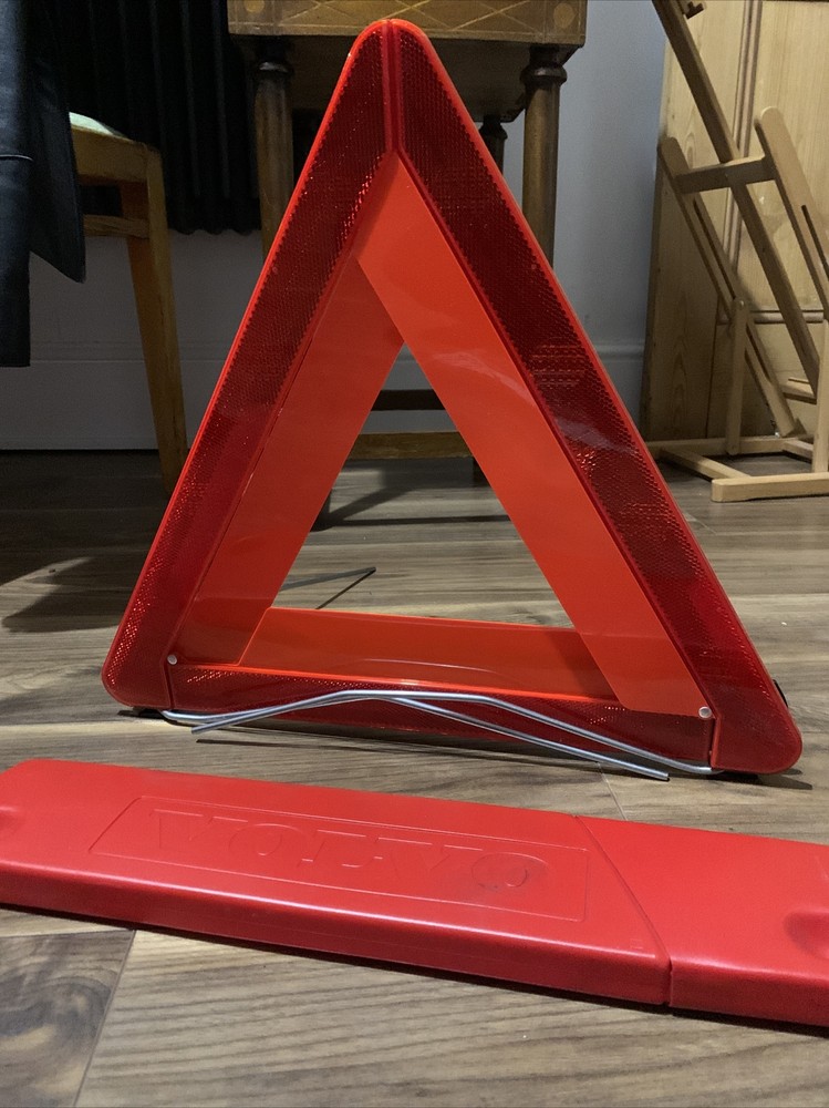 VOLVO EMERGENCY WARNING TRIANGLE & HOLDER