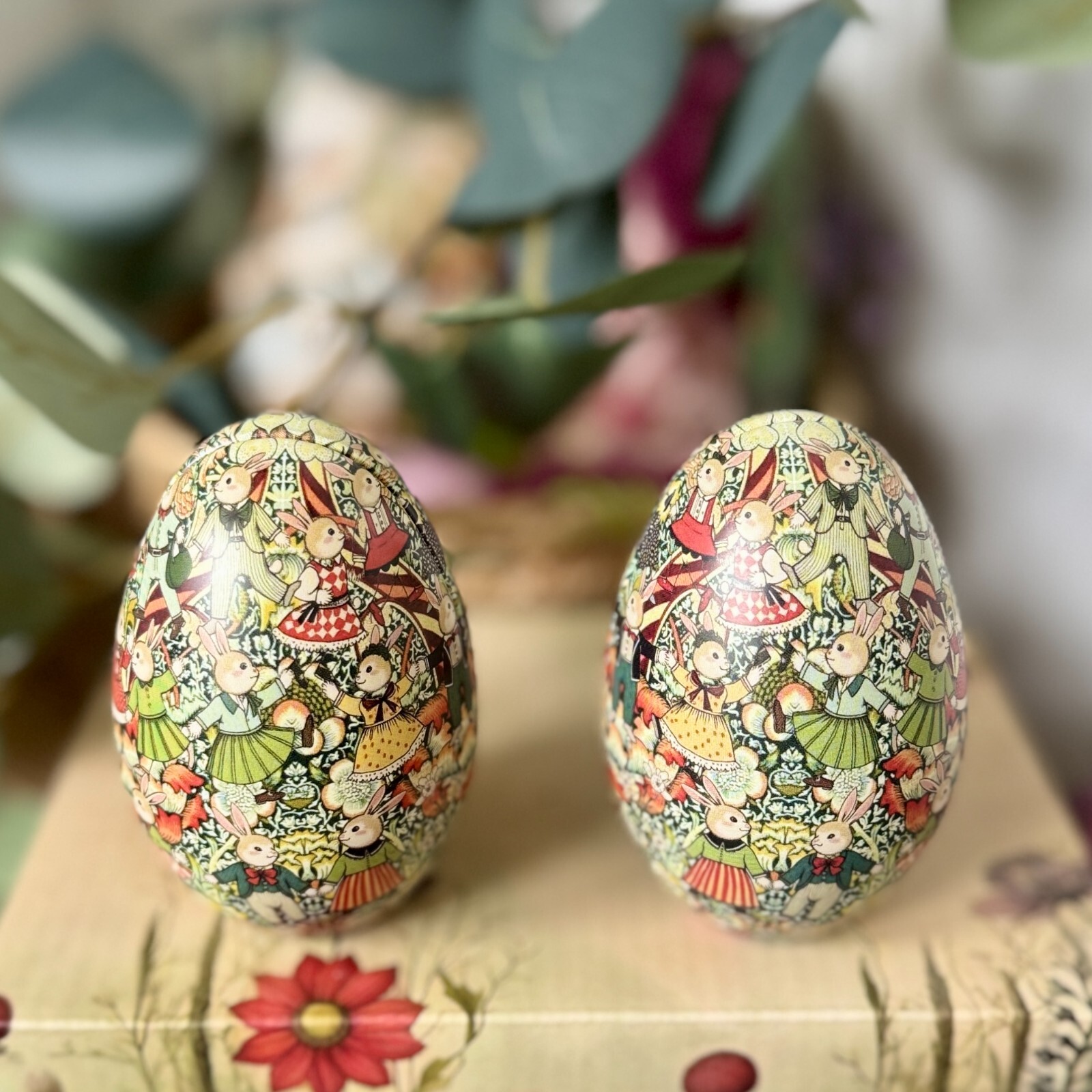 Set of Ten Fillable, Reusable Easter Egg Tins. Vintage Style Metal Easter Eggs