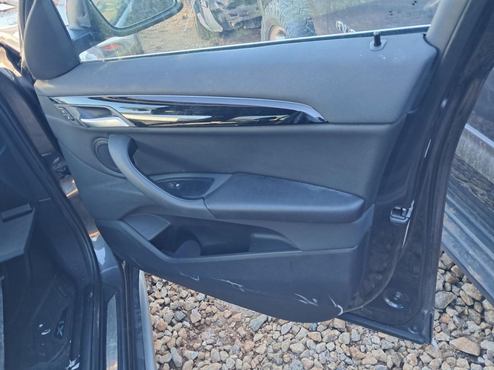 X1 2020 Glove Box 4899117
