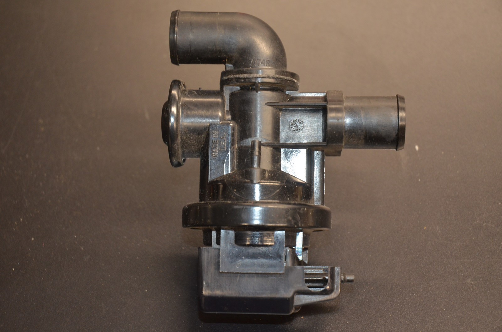 Air Injection By-Pass Valve Assembly OEM 1990 1991 Corvette ZR1