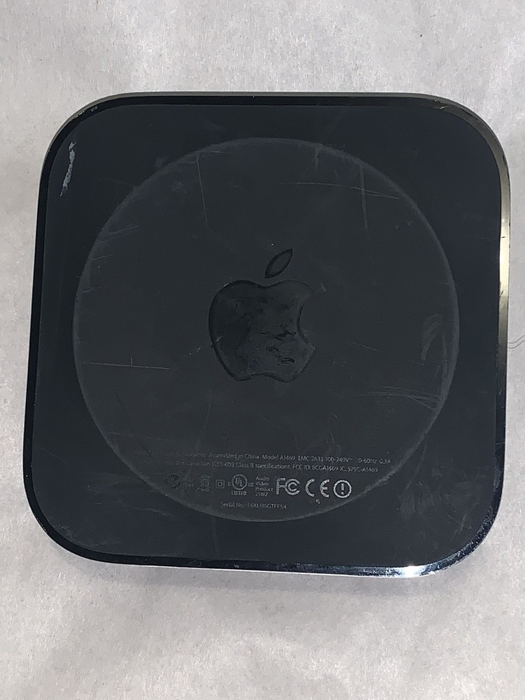 Untested Apple TV, Model A1469 EMC 2633 100-240V