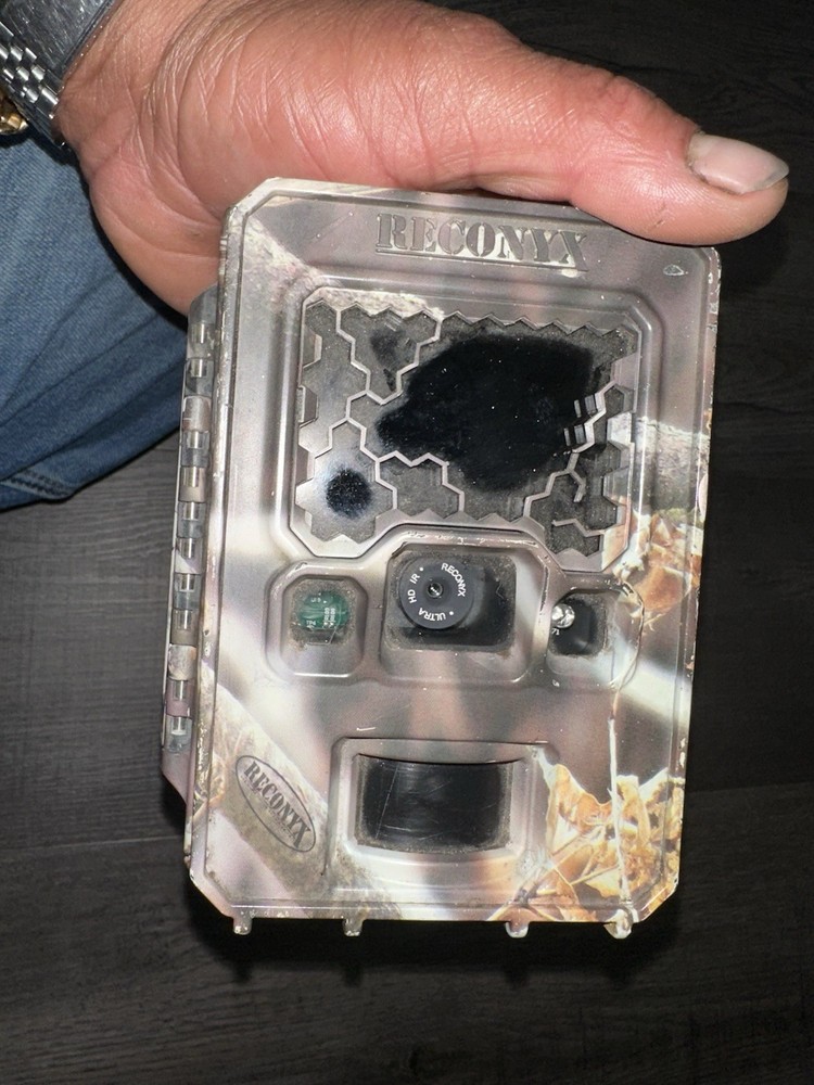 Reconyx PC900 Hyperfire Professional Covert IR Trail Camera