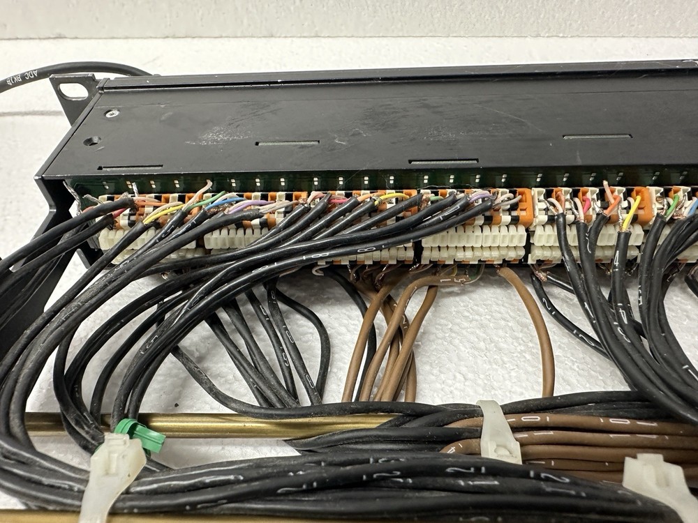 Studio Patchbay TT Bantam Mogami Wired Snake & Redco Loom Rack Panel 48ch Pro