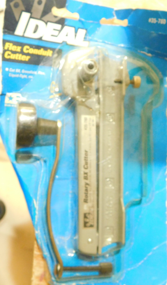 IDEAL  #35-780 Flex Conduit Cutter