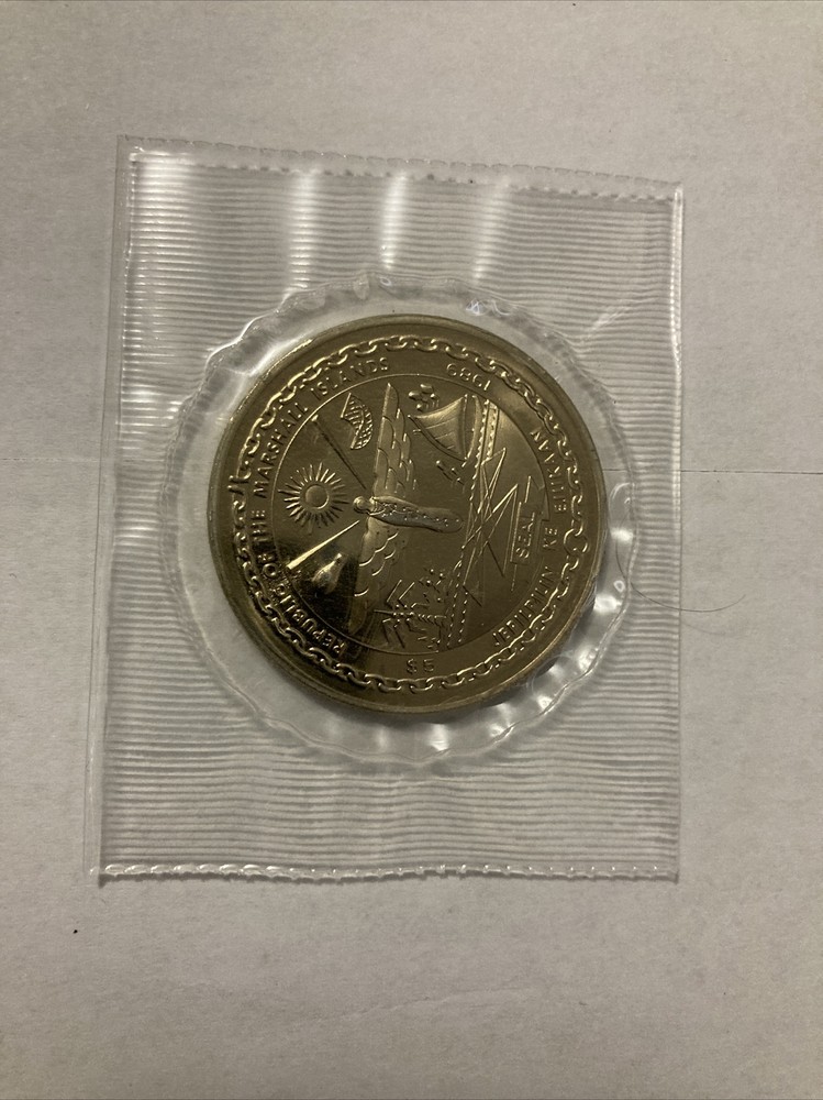 first men on the moon $5 coin