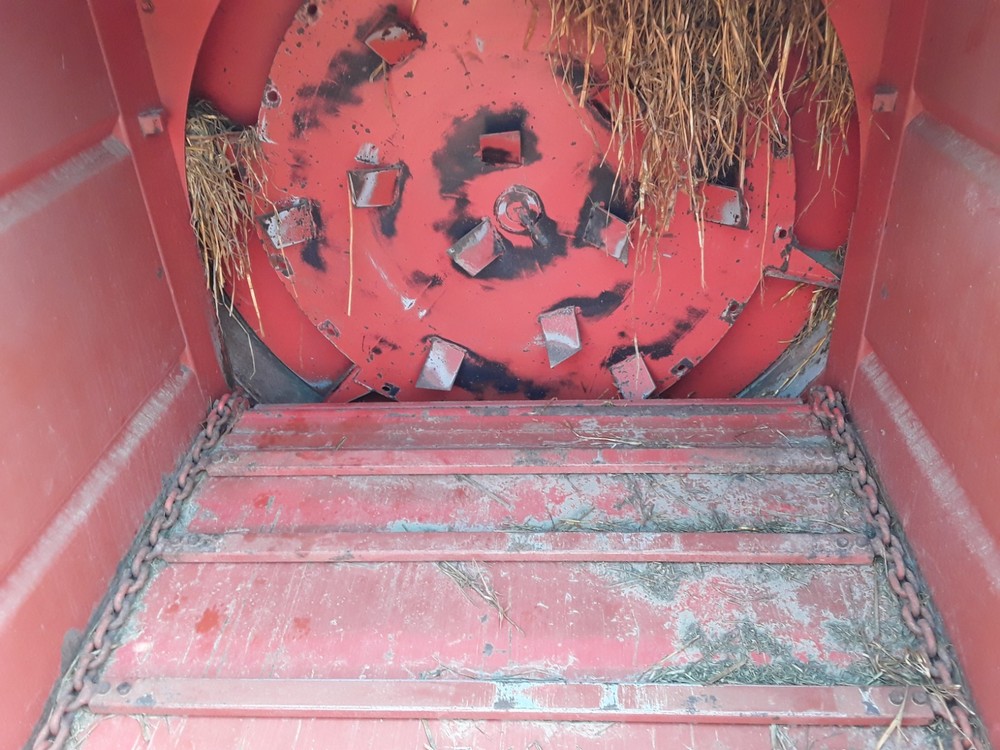 Jeantil DP 3000 Straw Unloader/Distributor