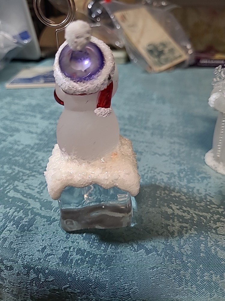 2 ARCRYLIC SNOWMAN