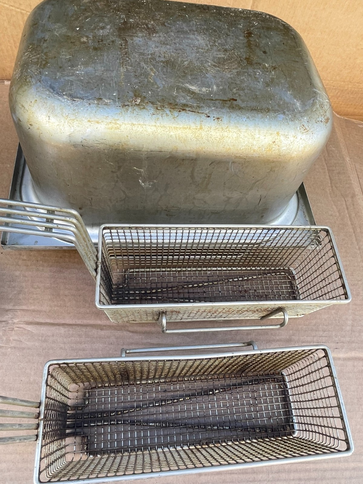 Eagle Countertop Deep Fryer 120V / 1800W / Model EF10-120