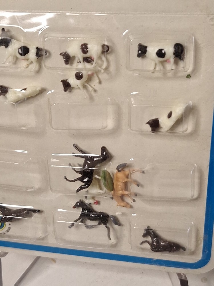 BACHMANN - ANIMAL SET #1 - #52-7005 - Horses & Cows