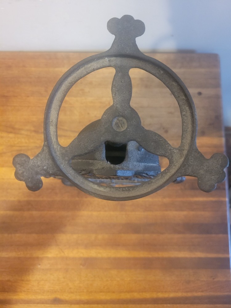 Antique Kitchen Scale No.49