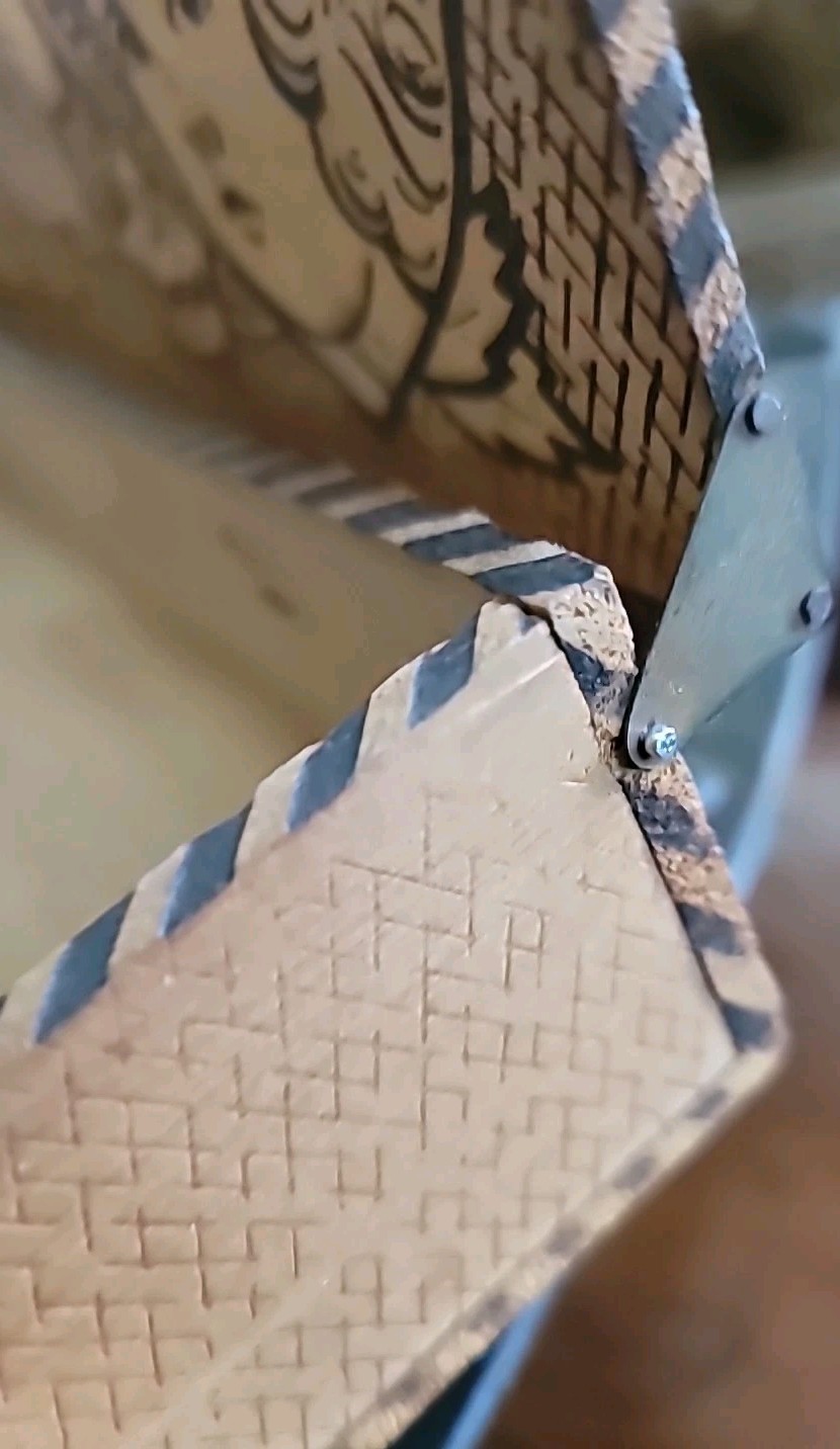 Antique Pyography Box Wood Valentine Painted Hearts Cupid Lady UNIQUE 10×3 1/2×2