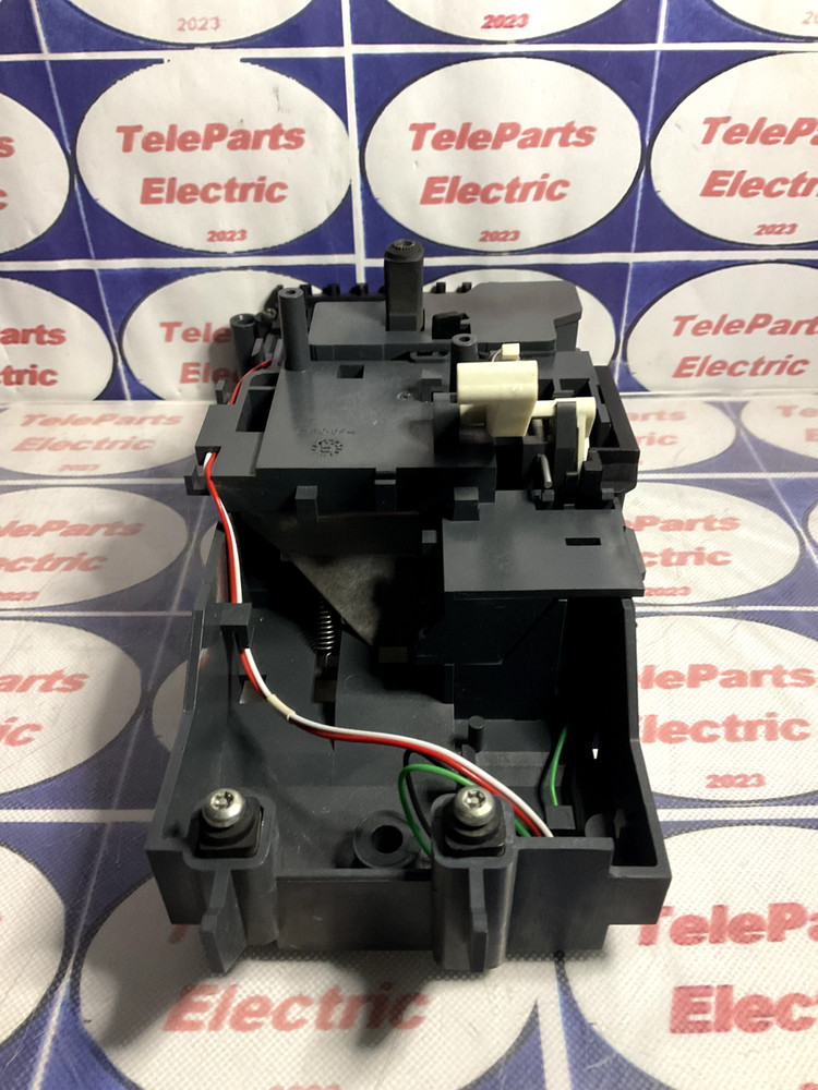 SQUARE D MASTER PACK NW PROGRAMMER TRIP UNIT MOUNTING BRACKET (Stock Y 19)