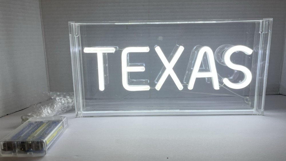 LED sigh “Texas” Battery Operated