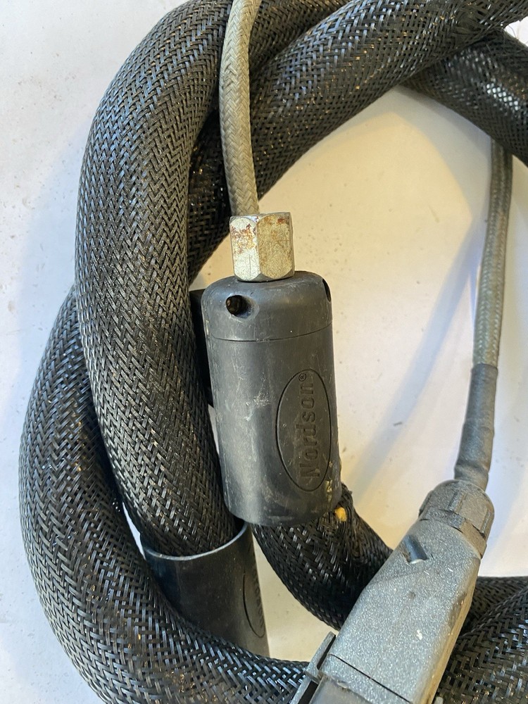 Nordson 6ft Hose PN274792C for Hot Melt Adhesive (Black), Rectangular Plug`