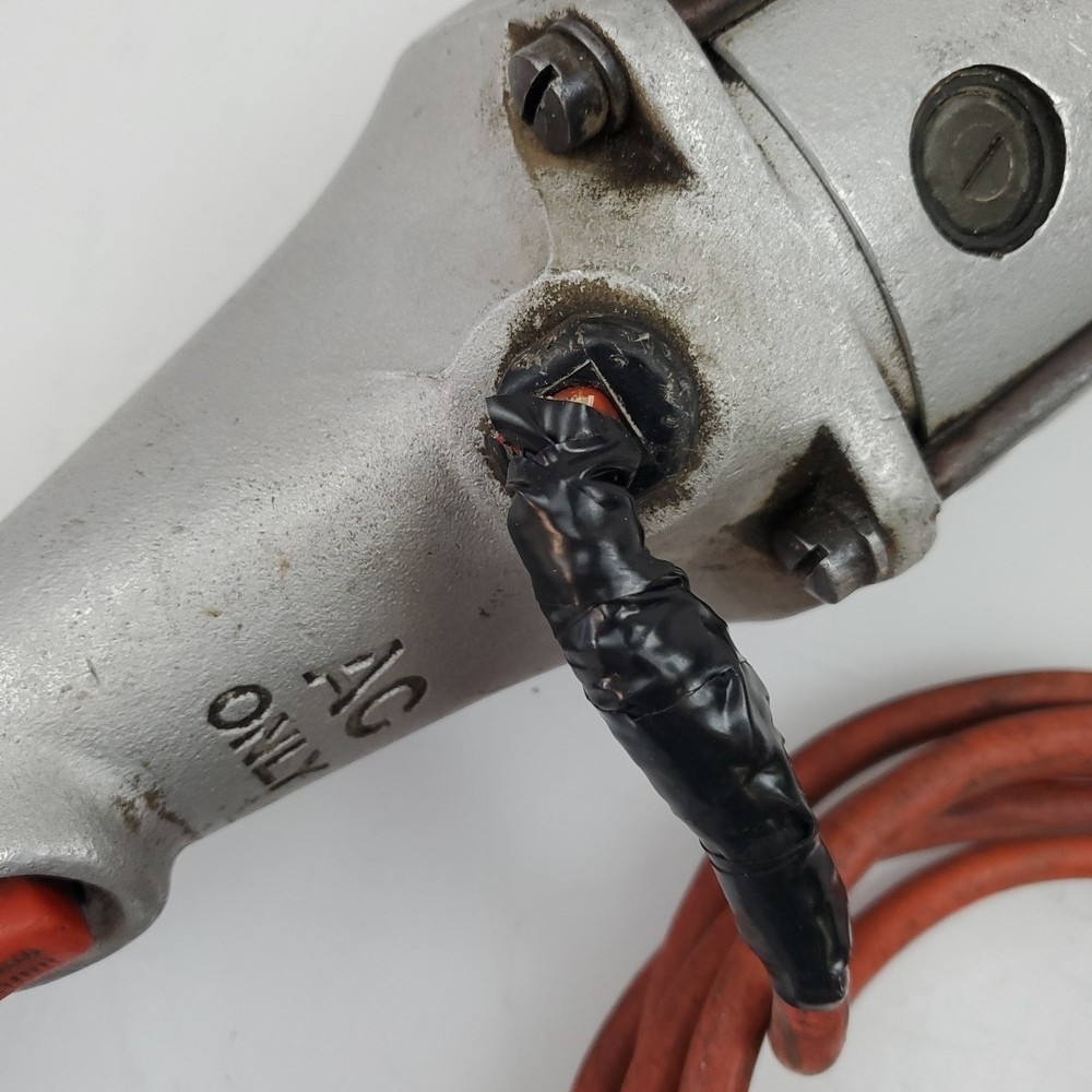 Rigid 700 Pipe Threader 1/2 HP Handheld Thread w/ Die Set 115V