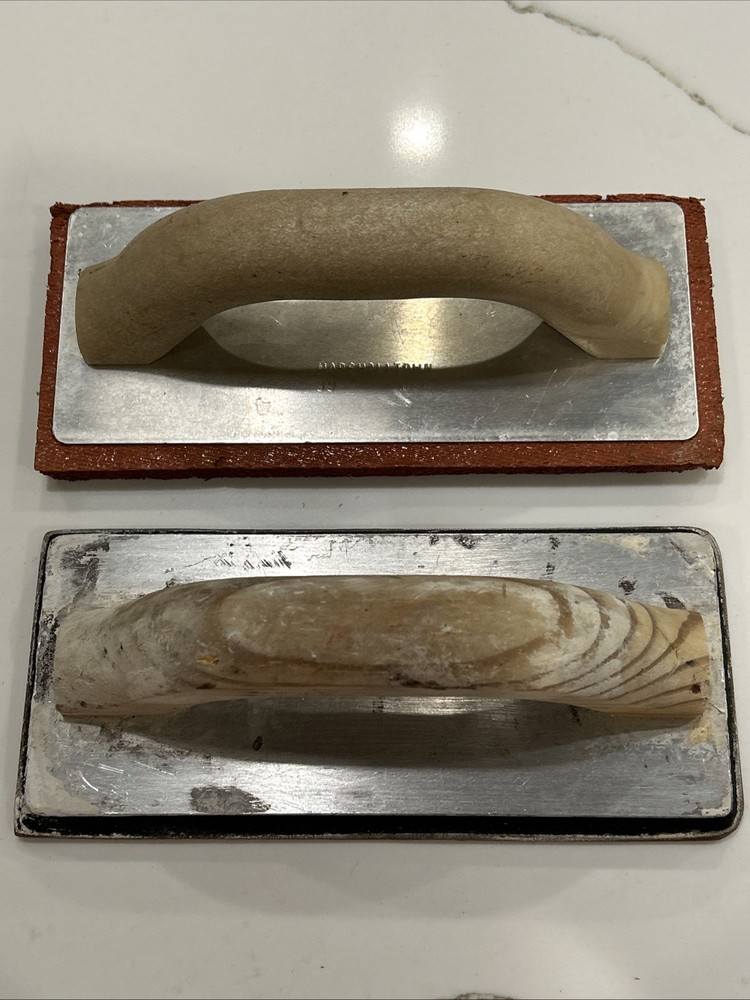 SOLID RUBBER GROUT FLOAT AND COARSE RUBBER FLOAT