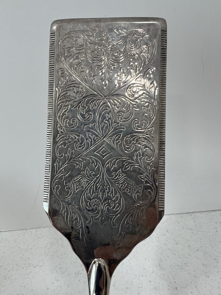 Vintage Silver Plated Serrated Lasagna, Pie, Cake, Server