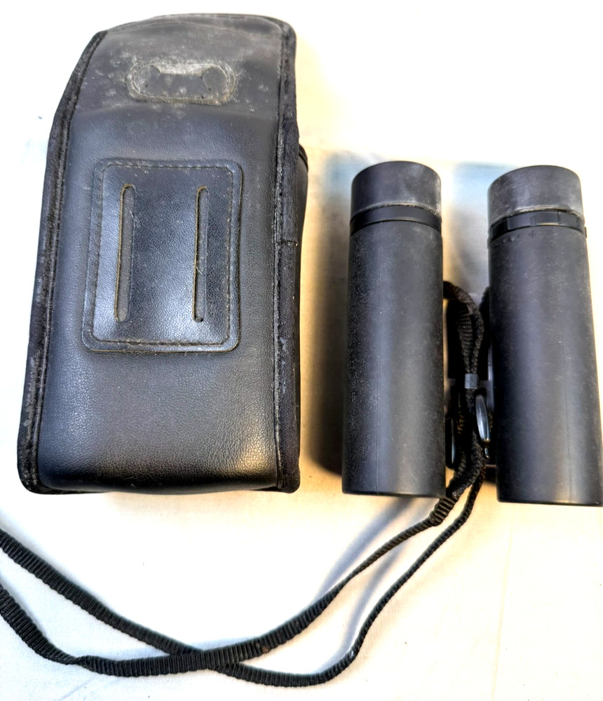 Pentax 8x22 DCF MC Compact Binoculars w Case & Caps Black