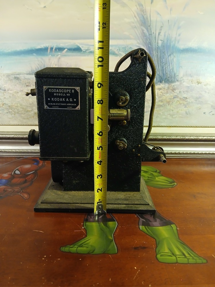 German Made Kodascope 8 Modell 40 Projector