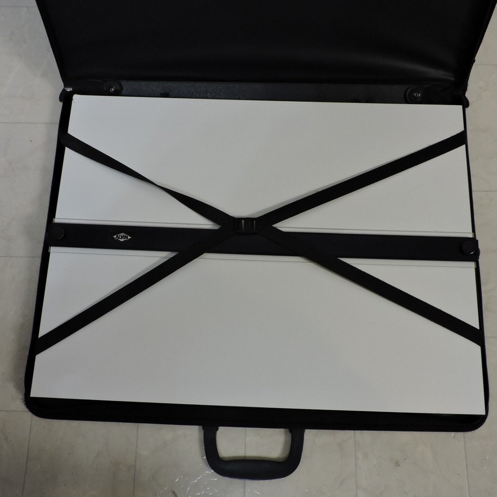 ALVIN 18"x24" Parallel Straight Edge White Drawing/Drafting Board With Case