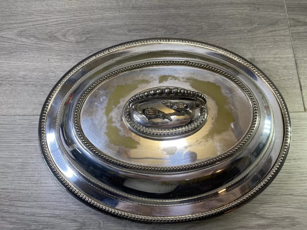 Victorian walker & hall silver Plated Serving Dish with Lid sheffield