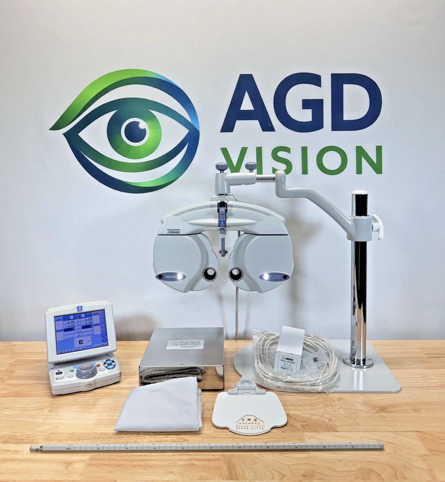Nidek RT-3100 Digital Refractor