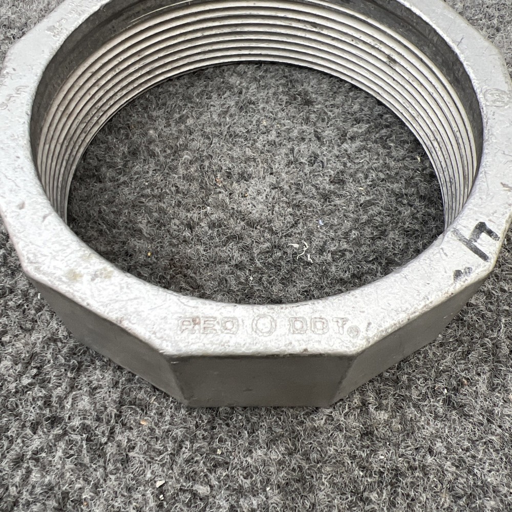 Red Dot LR11434 4" Electrical Conduit Bushing Used