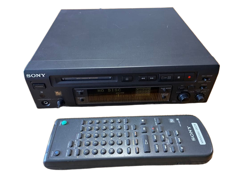 Sony MDS S37 MiniDisc Deck Player With Remote Tested Powers On